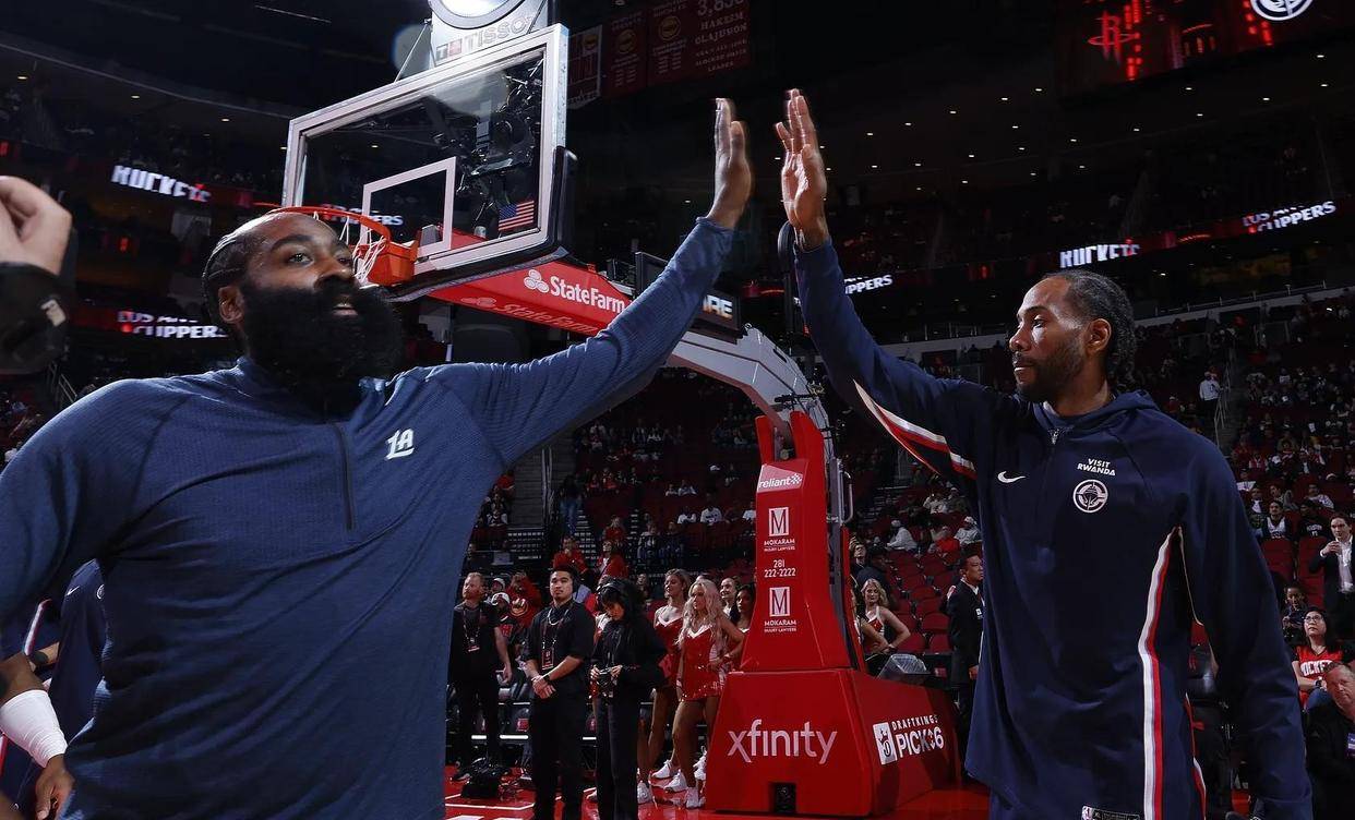 亚博app-休斯敦火箭迎意大利杯关键赛,赛后更衣室发声,球迷炸锅,年轻球员得到机会的简单介绍-亚博app